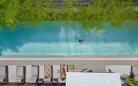 White Mansion 白色公馆